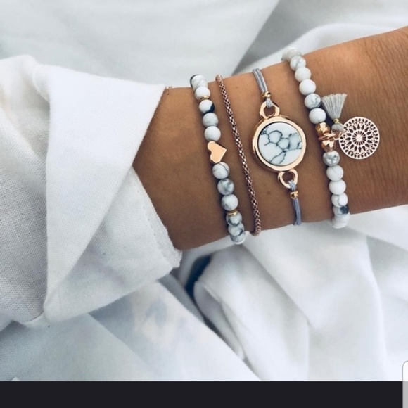 Jewelry - 💥only 2 left 💥💥💥Braclet collection